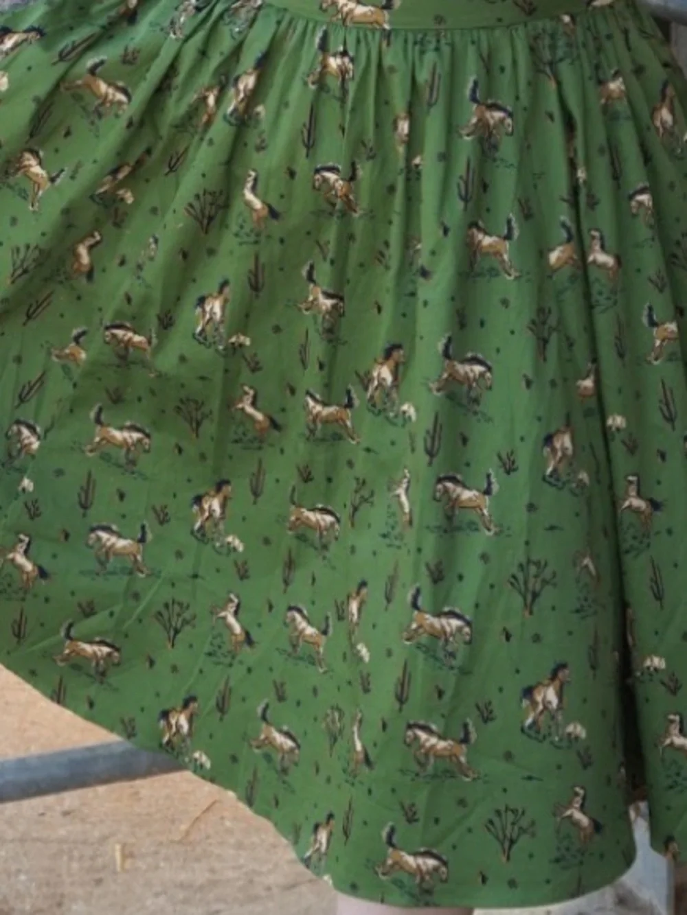 Collectif Matilde Wild West Skirt Green Horse Cactus Print Swing Midi S